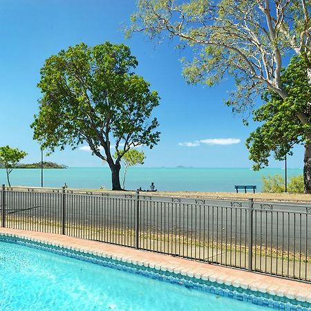 Whitsunday Waterfront Apartments Airlie Beach Ngoại thất bức ảnh