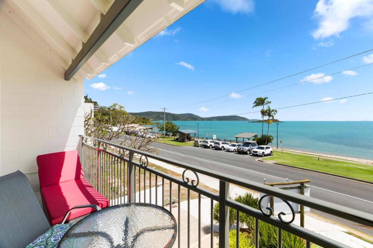 Whitsunday Waterfront Apartments Airlie Beach Ngoại thất bức ảnh