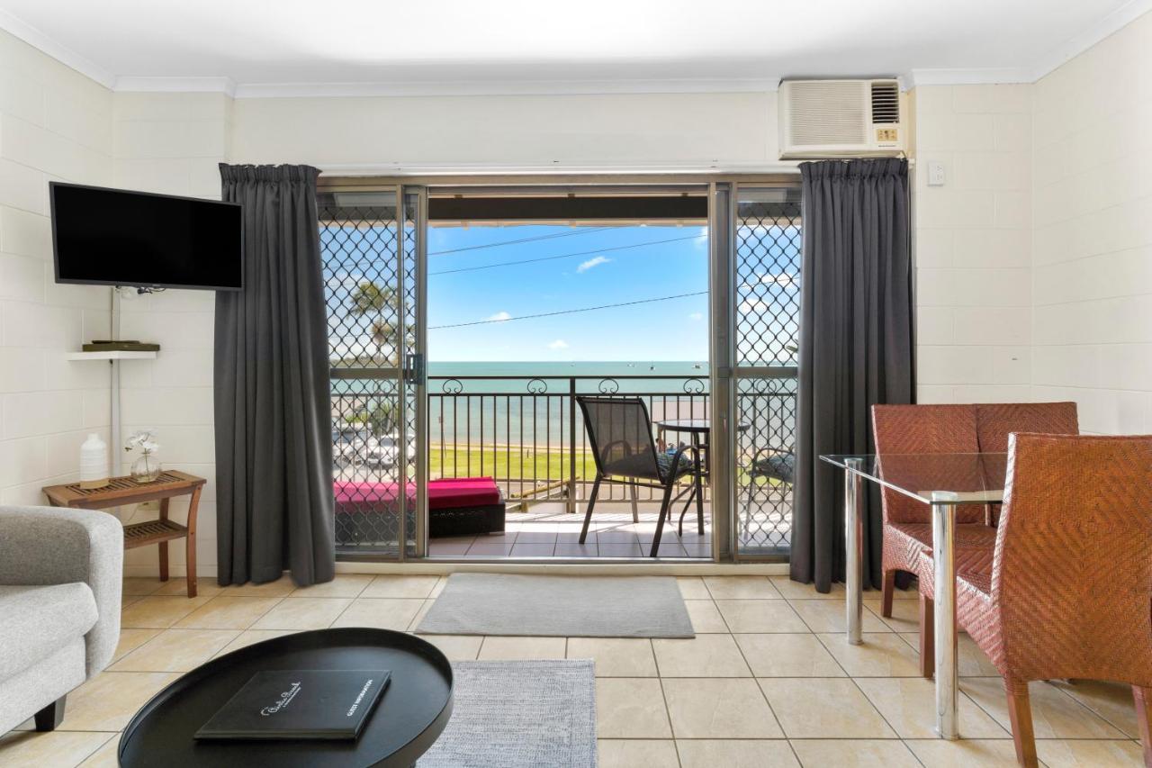 Whitsunday Waterfront Apartments Airlie Beach Ngoại thất bức ảnh