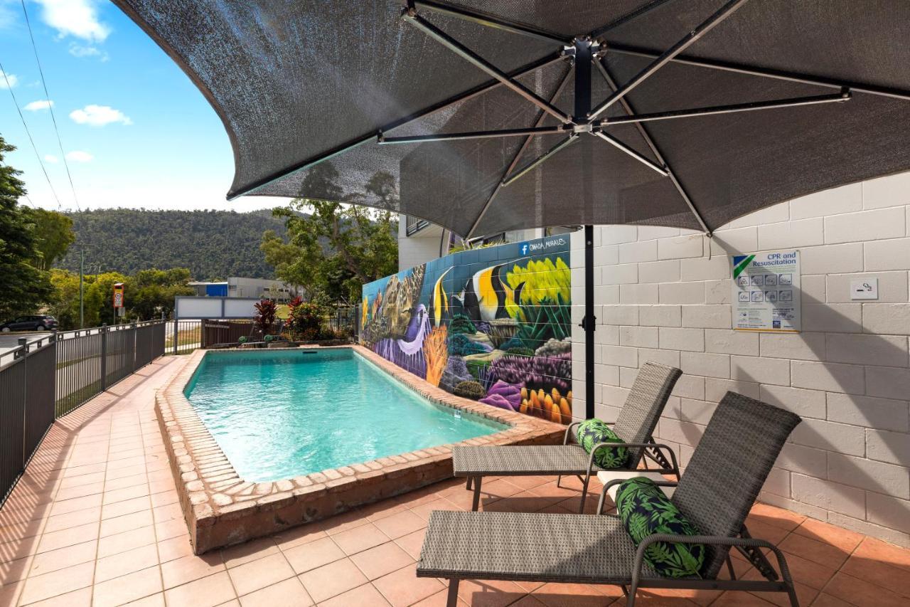 Whitsunday Waterfront Apartments Airlie Beach Ngoại thất bức ảnh