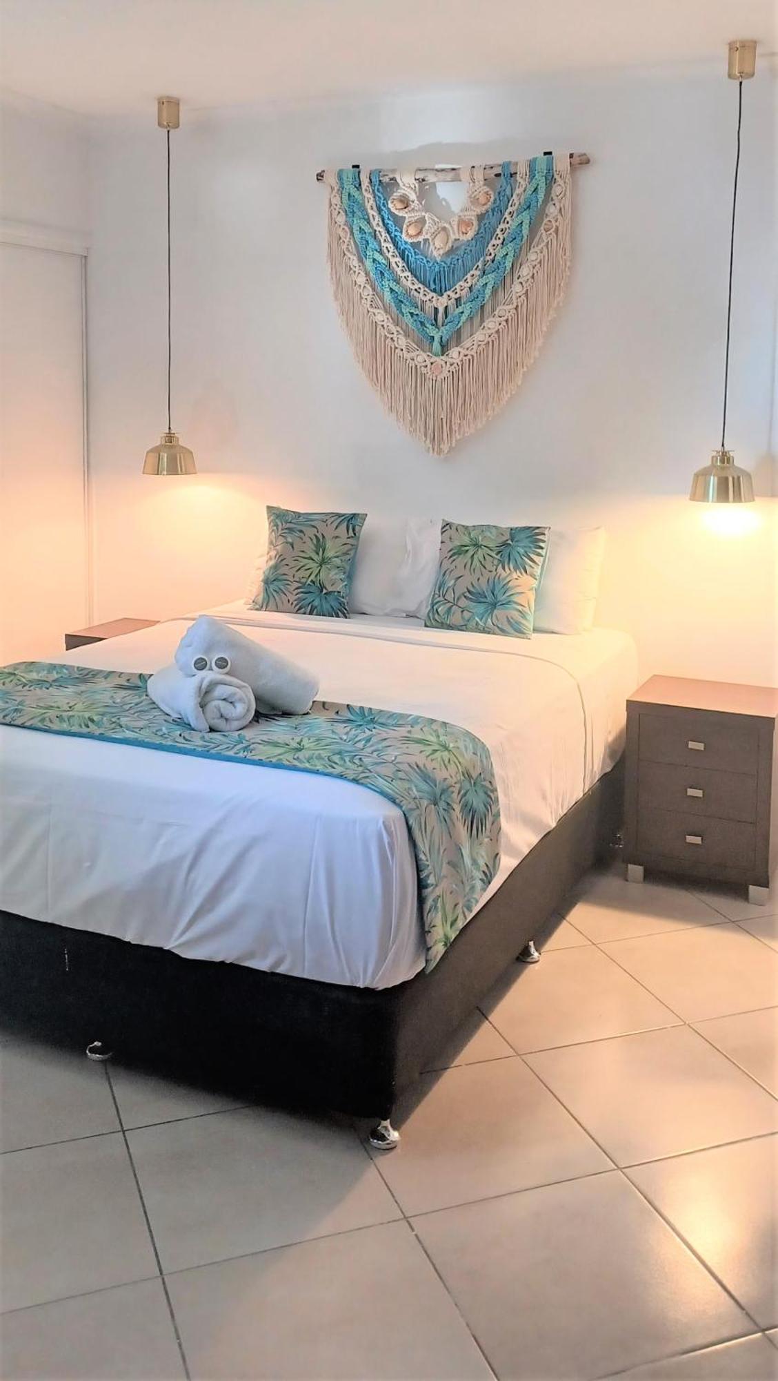 Whitsunday Waterfront Apartments Airlie Beach Ngoại thất bức ảnh