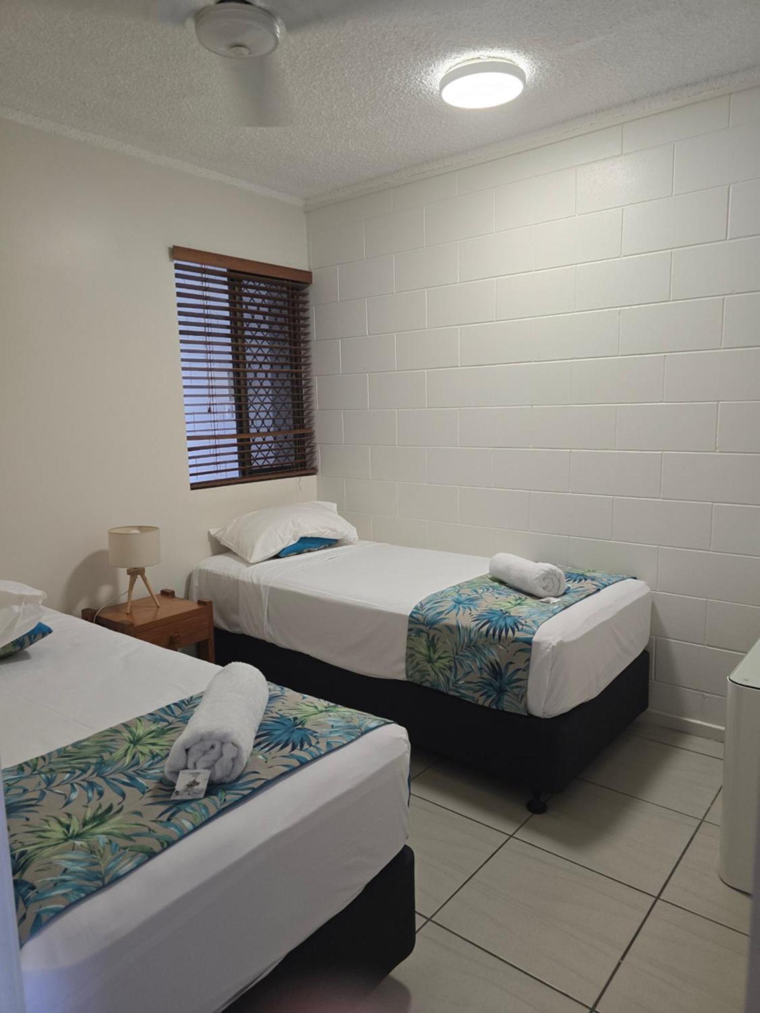 Whitsunday Waterfront Apartments Airlie Beach Ngoại thất bức ảnh