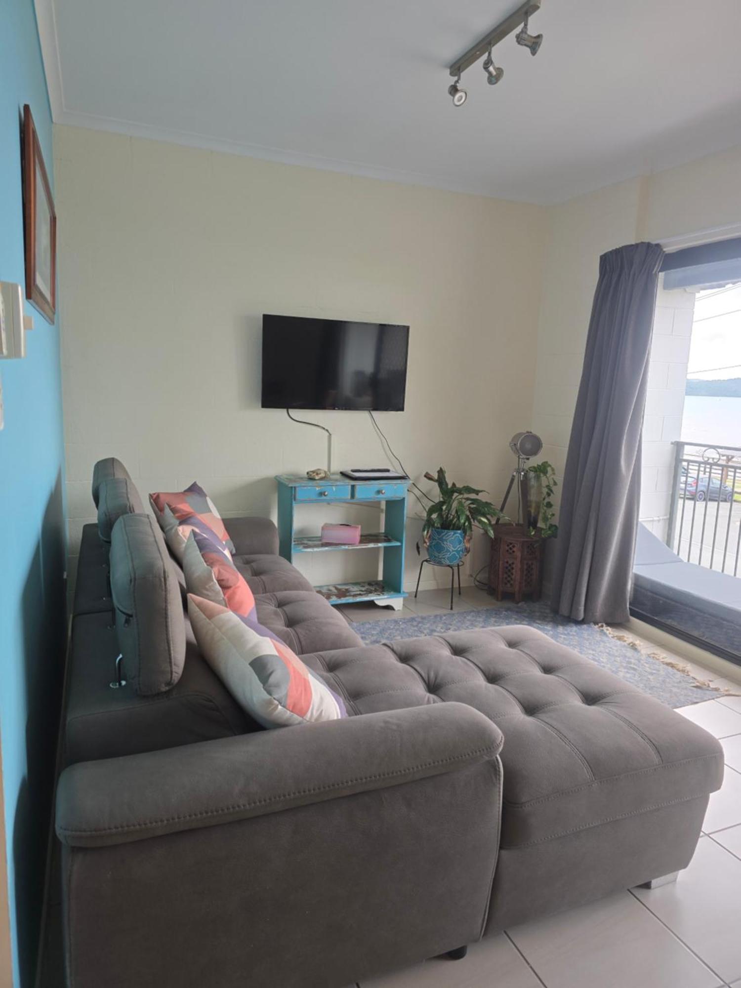 Whitsunday Waterfront Apartments Airlie Beach Ngoại thất bức ảnh