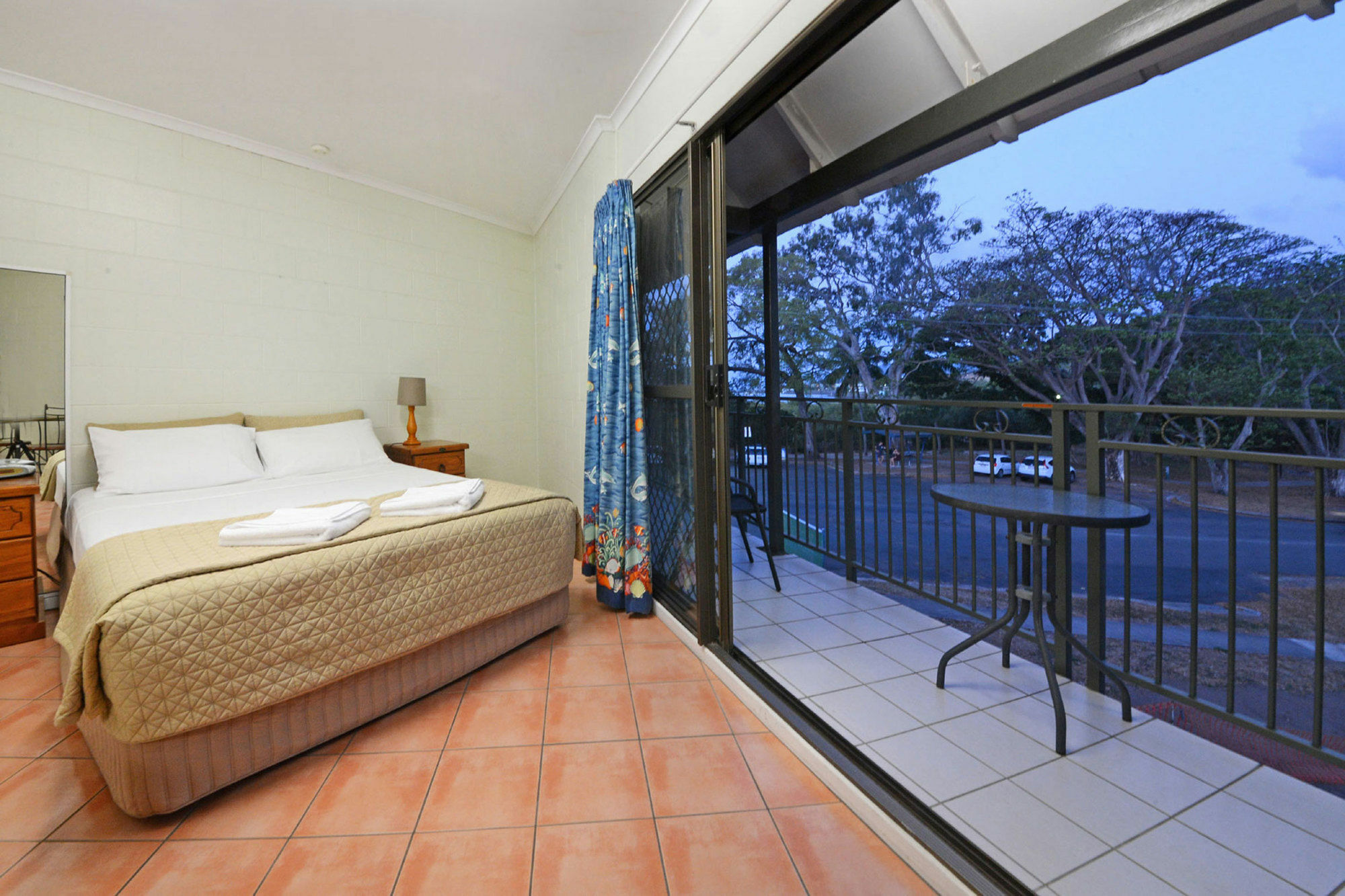 Whitsunday Waterfront Apartments Airlie Beach Ngoại thất bức ảnh