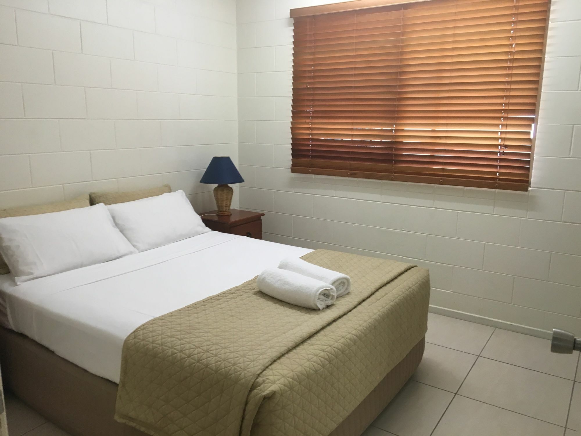 Whitsunday Waterfront Apartments Airlie Beach Ngoại thất bức ảnh